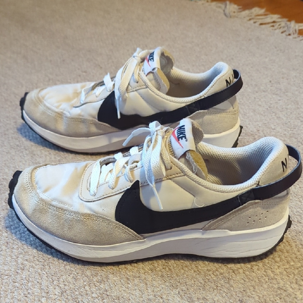 Nike Womens Waffle Debut White Beige Black Suede Sz 8.5